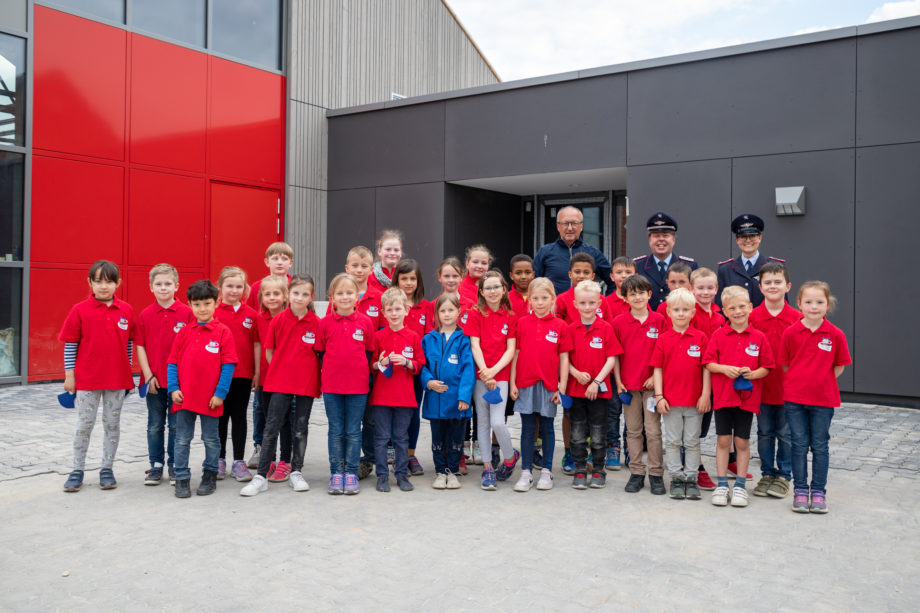 20220506 Gruppenfoto FF Harkenbleck-002